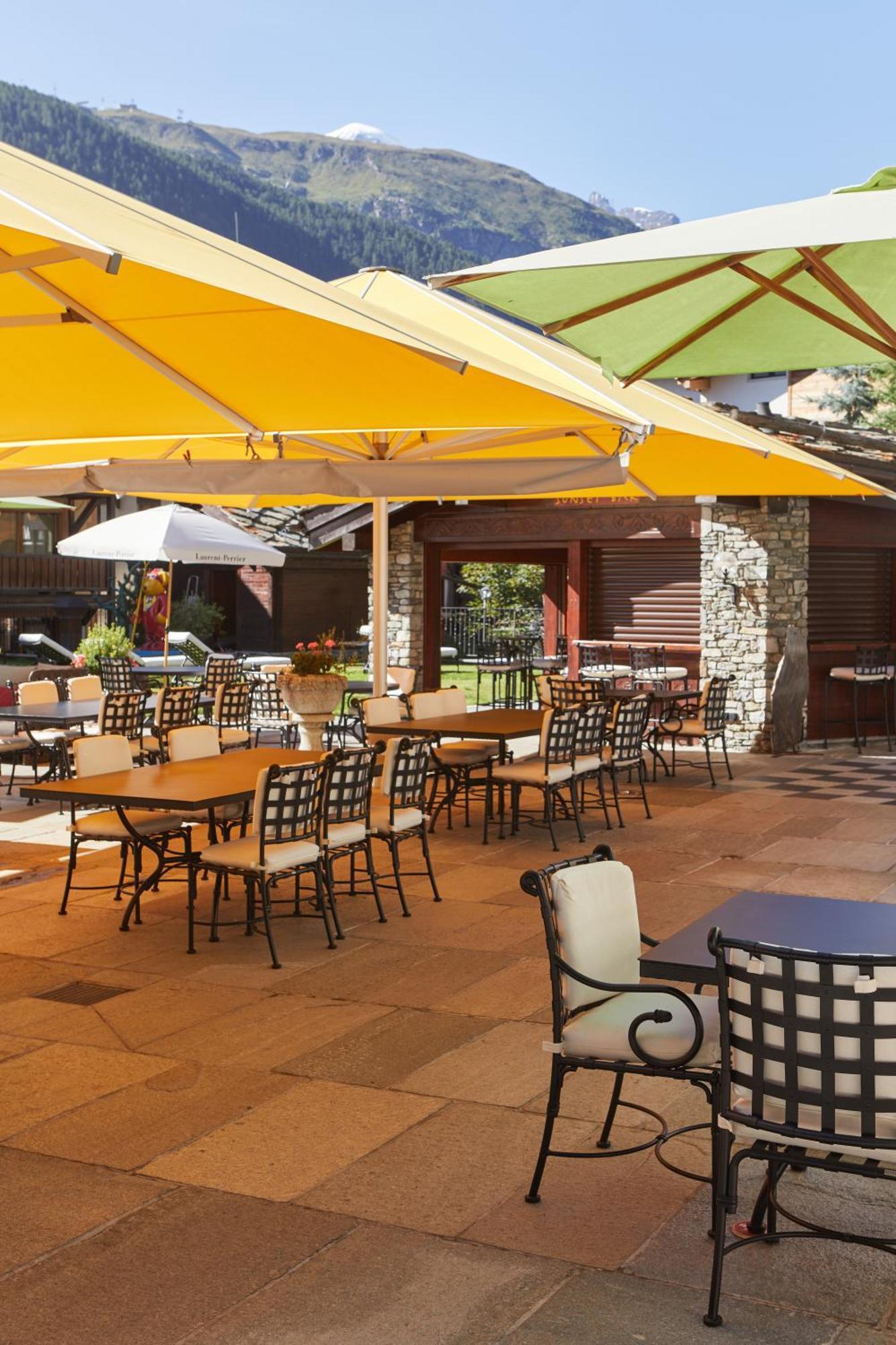 Resort Hotel Alex Zermatt Exterior photo