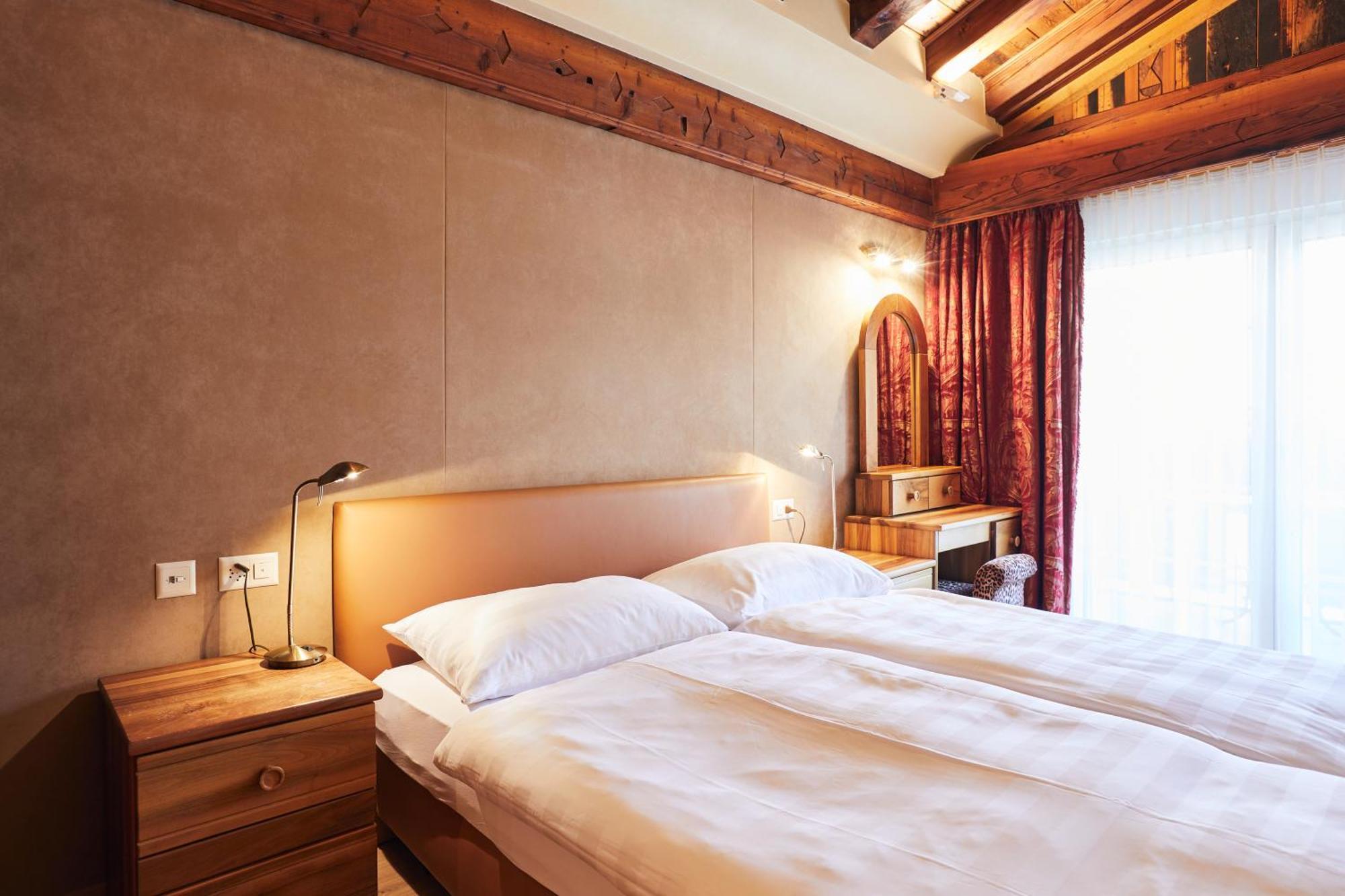 Resort Hotel Alex Zermatt Exterior photo